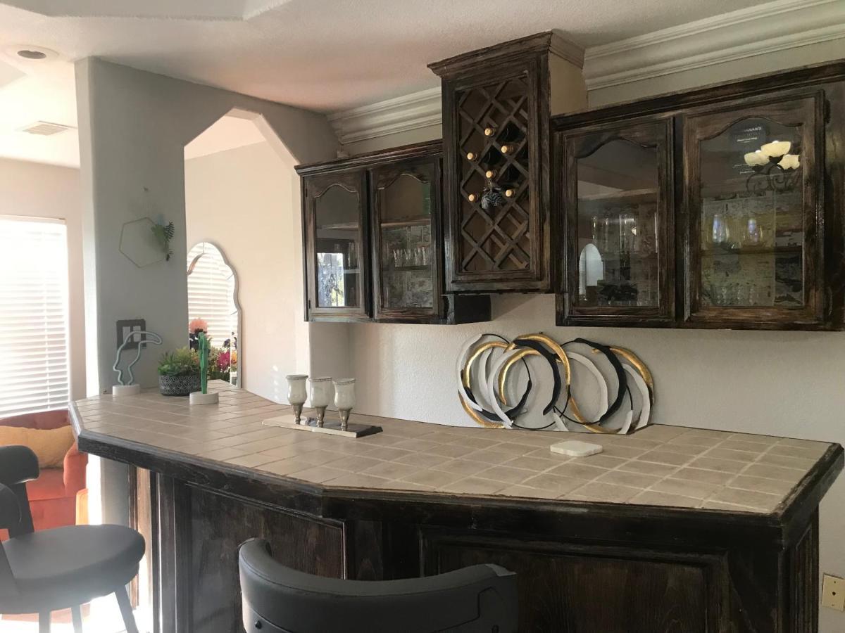 Cheerful 4 Bedroom Home With Pool And Bbq Area With 5Th Bedroom Option Μπράουνσβιλ Εξωτερικό φωτογραφία